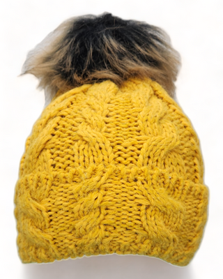 Single Pom Cable Knit Hat